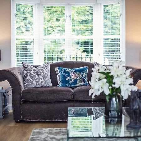 Beautiful 4-Bed Home, Hot Tub & Stunning Views - Abergavenny Exterior foto